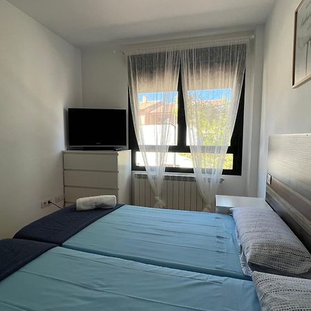 El Llano Job&Family Apartment La Puebla De Alfinden Екстериор снимка