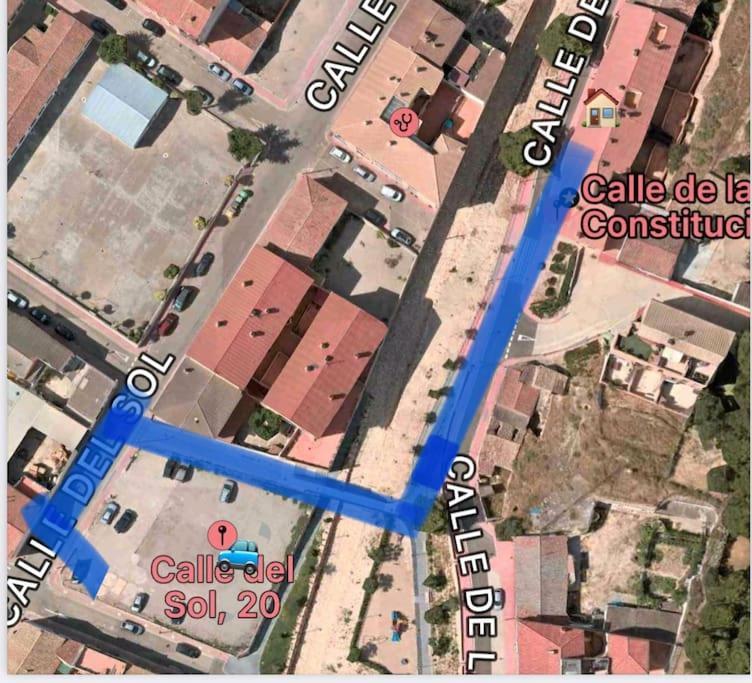 El Llano Job&Family Apartment La Puebla De Alfinden Екстериор снимка