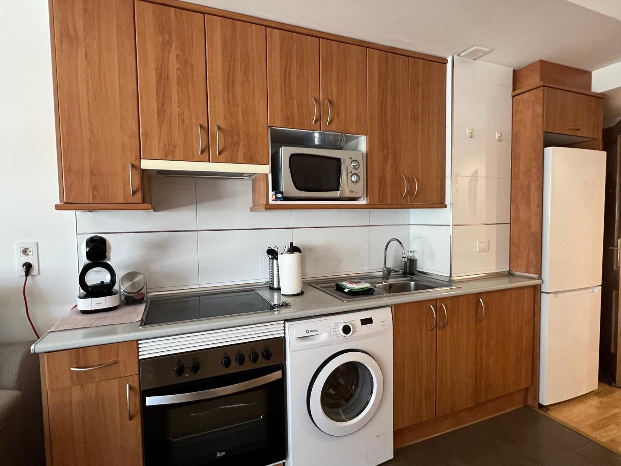 El Llano Job&Family Apartment La Puebla De Alfinden Екстериор снимка